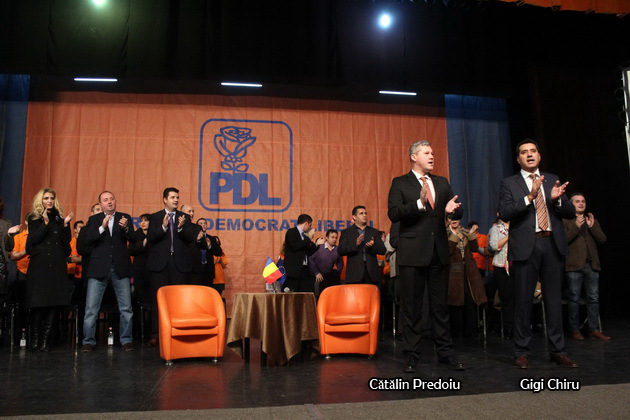 catalin predoiu presedintele dresor o sa facem la carnavaluri pana cand o sa mancam din carele alea alegorice