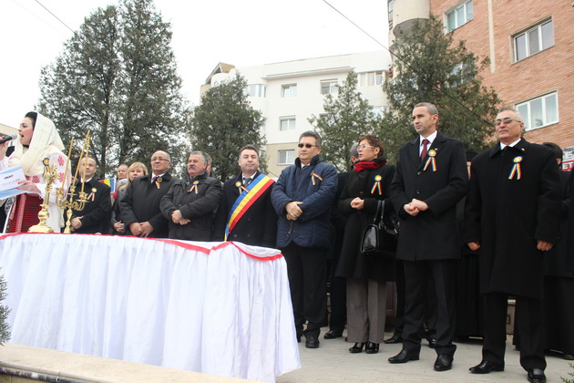 slujba te deum spectacol artistic si hora unirii nicolae matei navodari poate fi model pentru toate orasele