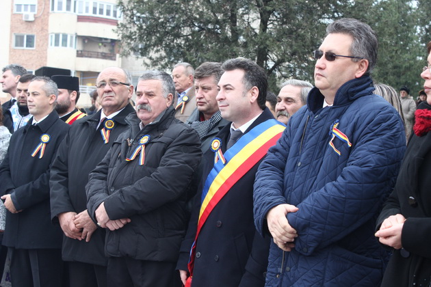 slujba te deum spectacol artistic si hora unirii nicolae matei navodari poate fi model pentru toate orasele