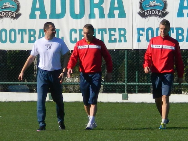 marinarii au intrat ieri in vacanta un fost coechipier al lui ianis zicu a venit la fc farul de la fc