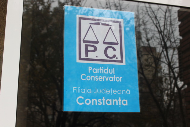 aspect de carciuma si geamuri sparte cum arata sediile partidelor din constanta intre decenta si nepasare