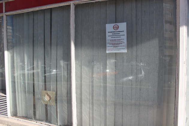 aspect de carciuma si geamuri sparte cum arata sediile partidelor din constanta intre decenta si nepasare