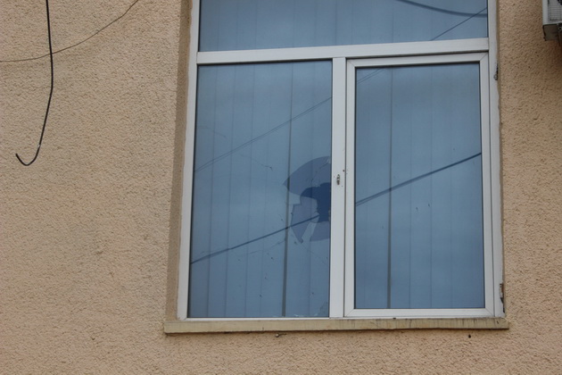 aspect de carciuma si geamuri sparte cum arata sediile partidelor din constanta intre decenta si nepasare