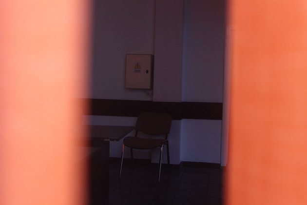 aspect de carciuma si geamuri sparte cum arata sediile partidelor din constanta intre decenta si nepasare