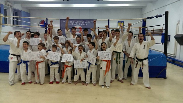 elev eminent campionul constantean a primit trei ani la rand cheia scolii tatal si a condus magistral