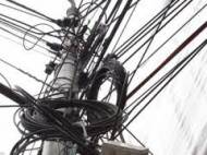 O femeie din Medgidia, cercetată pentru furt de cablu telefonic  