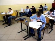 Ce subiecte au avut de rezolvat Elevii au susţinut azi simularea la limba şi literatura română   