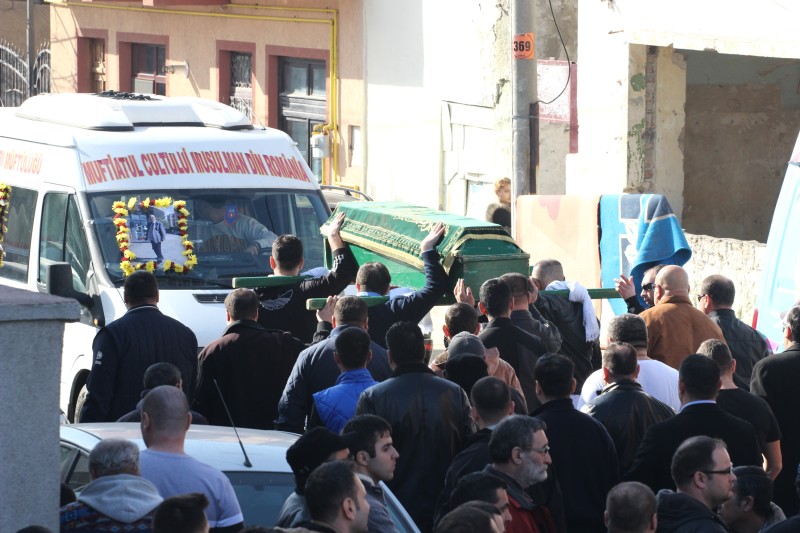 fotoreportaj la inmormantarea lui ismail iasar zis saceanu 484768