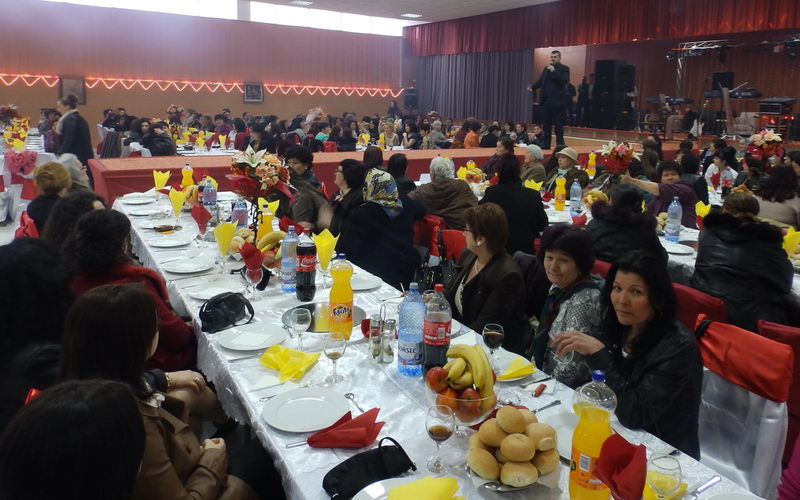 oaspeti de seama in sanul comunitatii tatare cum a marcat udttmr ziua internationala a femeii galerie