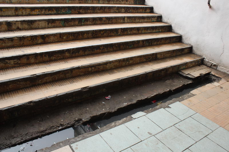 apel pentru curatenie catre autoritatile din constanta i cine strange mizeria din pasajul de la tomis