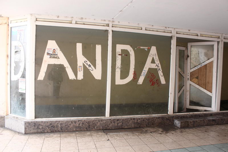 apel pentru curatenie catre autoritatile din constanta i cine strange mizeria din pasajul de la tomis