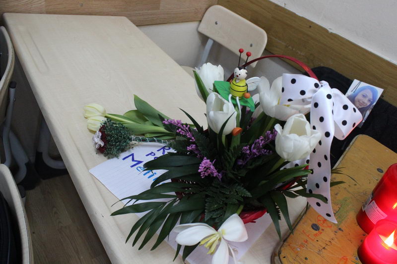 ucisa de o raceala rar intalnita ramas bun melina te vom iubi mereu colegii au transformat banca in care