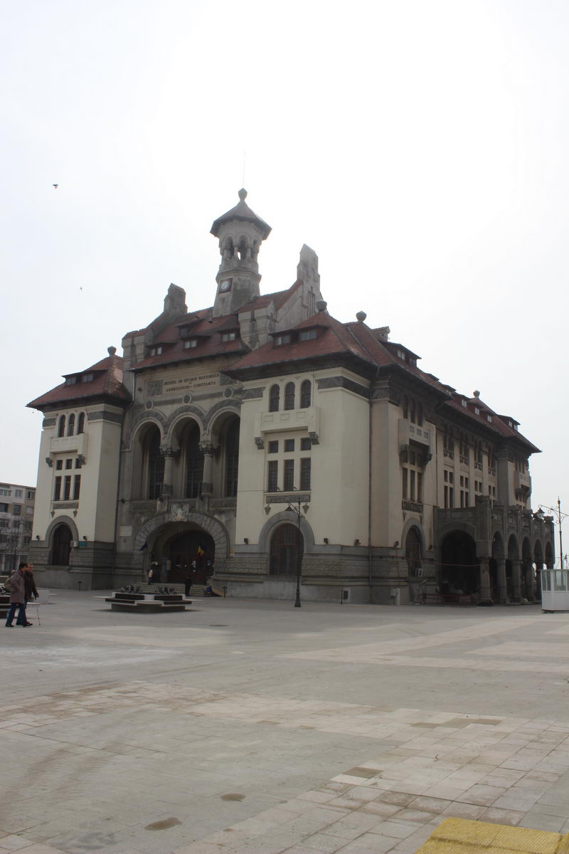constanta ieri si azi cladiri emblematice fotografiate dupa cateva decenii din acelasi unghi galerie