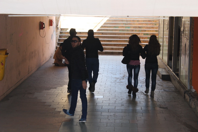 apel pentru curatenie catre autoritatile din constanta vi cine strange mizeria din pasajul de la tomis