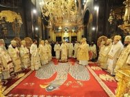 Unde slujesc, astăzi, membrii Sfântului Sinod  