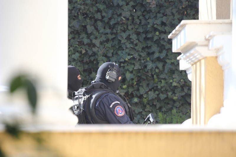fotoreportaj cum il pandeau mascatii pe la colturile vilei pe nicusor constantinescu 487932