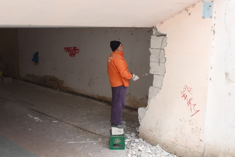 campania ziua de constanta da rezultate confort urban igienizeaza pasajul de la tomis mall galerie foto