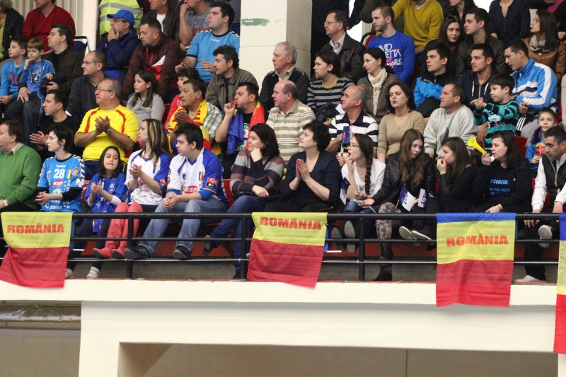 fotoreportaj hcm a batut in cupa ehf cu nicusor constantinescu in tribuna 489204