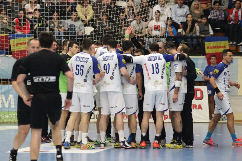 fotoreportaj hcm a batut in cupa ehf cu nicusor constantinescu in tribuna 489204