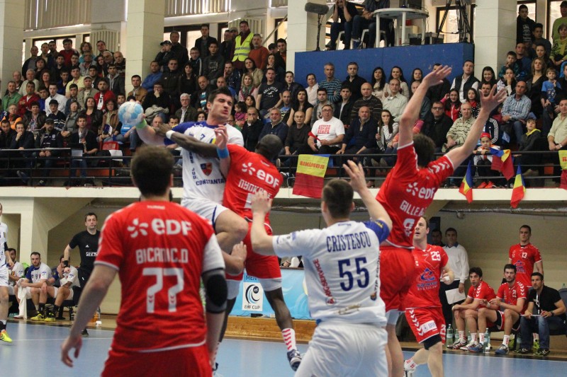fotoreportaj hcm a batut in cupa ehf cu nicusor constantinescu in tribuna 489204