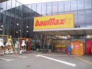 BauMax s-ar putea retrage din România Lanţul de magazine nu poate fi salvat în Europa de Est