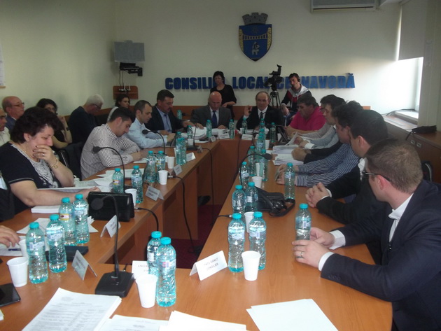 sedinta de consiliu local cu scantei la cernavoda mariana mircea si gabriela raducanu si au pierdut mandatele