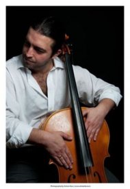 Violoncelistul Adrian Naidin va susţine un spectacol inedit în Mamaia   