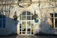 Biblioteca municipală din Medgidia a primit 800 de cărţi din partea unei delegaţii din Turcia