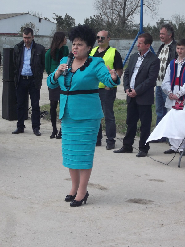 investitii majore pentru viitor au inceput lucrarile centrului de tineret de la cumpana galerie foto
