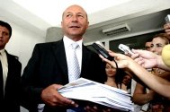  Interviu realizat pentru ”Nebunia lui Orlando” Traian Băsescu, de vorbă cu Radu Mazăre (audio)