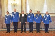 Decret al Preşedintelui României Şase ofiţeri jandarmi decoraţi cu Ordinul \