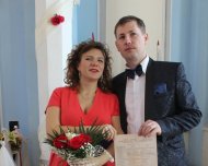 Le urăm Casă de piatră! Cecilia și colegul nostru Ionuț Zagoneanu s-au căsătorit civil 