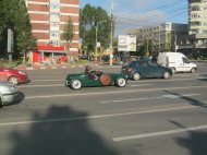 Senzaţie pe bulevardul Alexandru Lăpuşneanu O mândreţe de maşină a circulat, zilele acestea, prin Constanţa