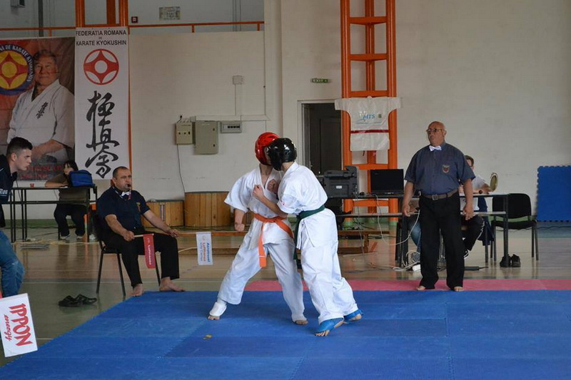 sa cunoastem si sa recunoastem valorile copiii si tinerii de la clubul sportiv hitode dojo se lauda cu