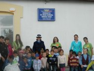 Săptămâna Naţională a Voluntariatului Jandarmii din Constanţa au participat la acţiunea „Ai carte, ai parte!”