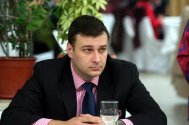 Deputatul PMP Florin Gheorghe „De când a preluat Victor Ponta guvernarea, Parlamentul nu este decât remorca Guvernului\