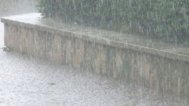 Un fenomen meteo bizar a împărţit Constanţa în două    