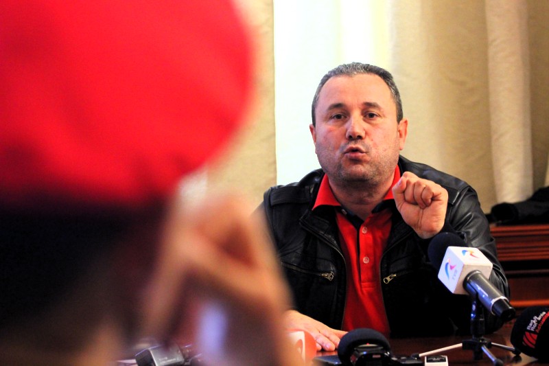 fotoreportaj discutii cu urlete intre mazare si sindicalistii din portul constanta 494248