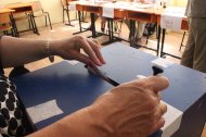Peste 50% prezenţă la vot în comuna Rasova cu o oră înainte de începerea numărătorii voturilor