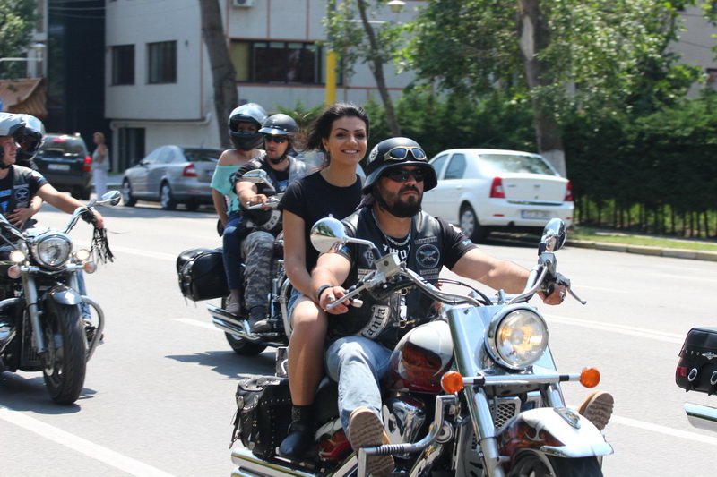 fotoreportaj motoare nervoase si sute de cai putere la seawolves bike fest vii soselele constantei au