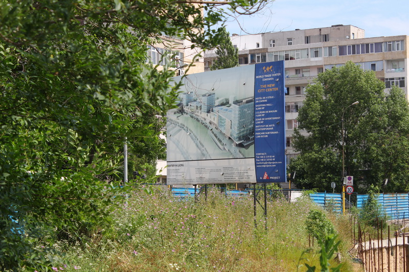 lucrarile au fost sistate s au terminat banii pentru mall ul din strada traian galerie foto 498723