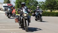Prin Europa, Rusia şi Caucaz, pe două roţi Cei trei motociclişti din Kazakhstan, susţinuţi de KMG Rompetrol, au ajuns la Constanţa (galerie foto)