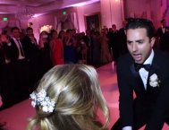 Gestul unui mire la propria sa nuntă i-a lăsat cu gura căscată pe invitați