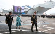 HMS Queen Elizabeth Cel mai mare portavion britanic botezat, de regină, cu whisky (galerie foto)