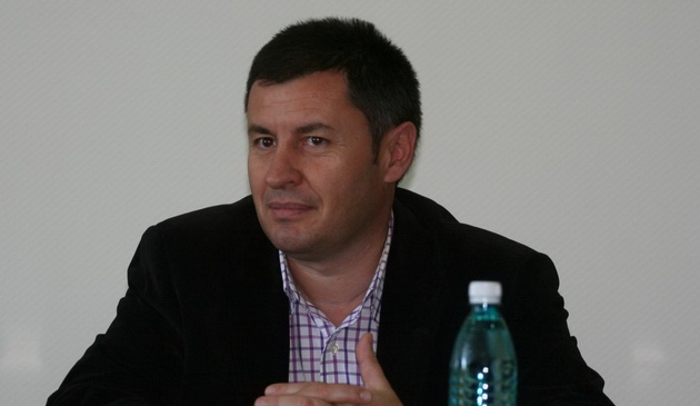 jandarm constantean florin niculae condamnat pentru ca i a spart mailul sefului pdl vasile blaga galerie