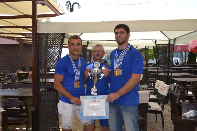 primii pe podium sportivii romani care au obtinut medalii de aur in grecia felicitati la mangalia galerie primii pe podium sportivii romani care au obtinut medalii de aur in grecia felicitati la mangalia galerie