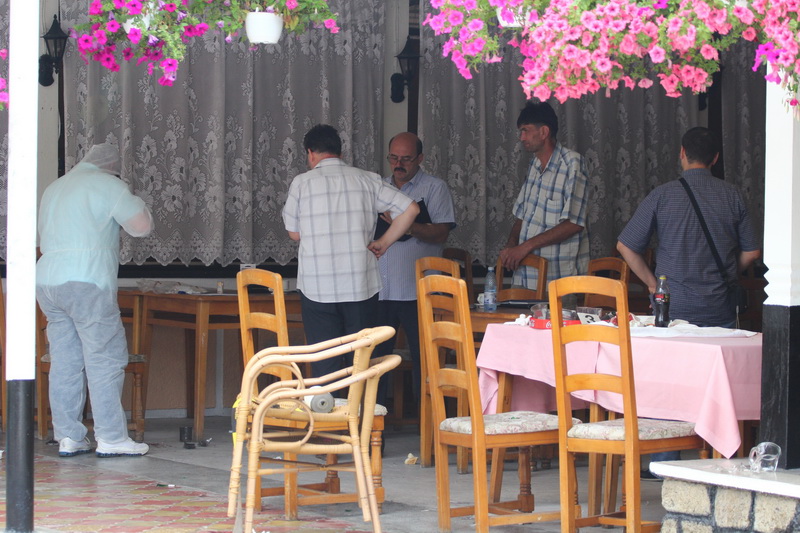 tentativa de omor la casa dobrogeana un individ si a injunghiat rivalul de ocazie in satul de vacanta