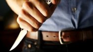 S-a înţepat cu un cuţit în abdomen Un bărbat din Poarta Albă a încercat să-şi ia viaţa  