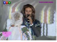 În deschidere se cântă „Când a fost să moară Ștefan” Mazăre a ajuns în Piațeta Cazino călare pe un cal alb artificial         