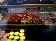 Au consumat produse alterate, cumpărate dintr-un supermarket Un copil și o femeie au ajuns de urgență la spital